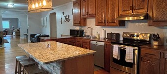 Rustic Hocking Hills Lodge with Hot Tub, Fire Pit, & Scenic Winter Views!