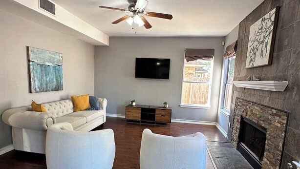 Peis