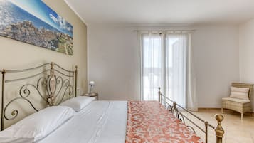 4 quartos, ferros/tábuas de passar roupa, Wi-Fi de cortesia