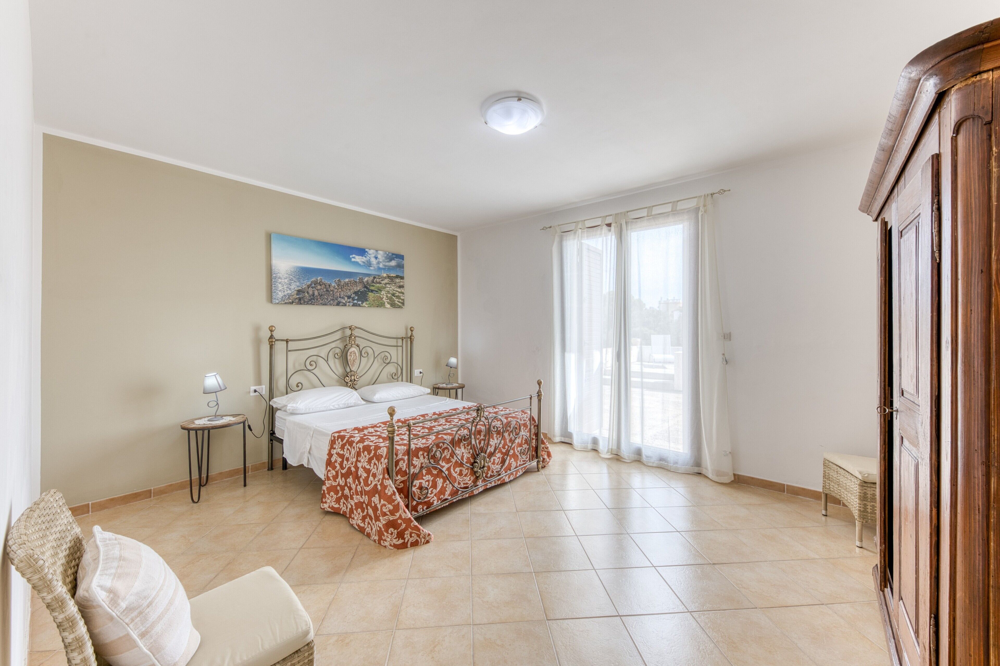 4 camere, ferro/asse da stiro, Wi-Fi gratuito, lenzuola