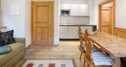 Chalet 'Pieri - Appartamento Temelin' mit Bergblick und Wi-Fi