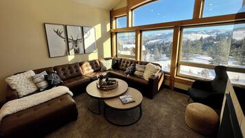 智能电视、壁炉、电子游戏、乒乓球