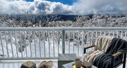 Kilimanjaro Chalet –Modern Mount Buller Chalet Village Location Sleeps 12