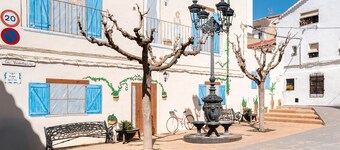 Apartment 'Ático Casco Histórico Higueruelas' with Mountain View, Balcony and Wi-Fi