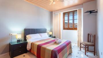 4 camere, Wi-Fi gratuito, lenzuola