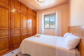 4 Schlafzimmer, kostenloses WLAN, Bettwäsche