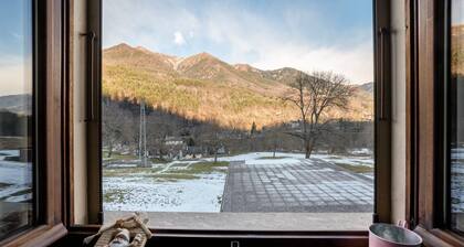 Apartment 'Daniela' with Mountain View, Balcony and Wi-Fi