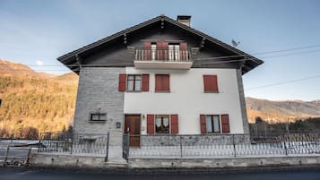 Esterni