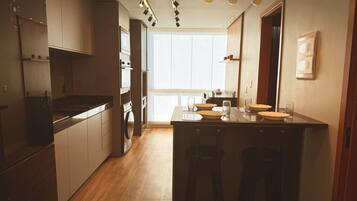 Basic Apartment, Beach View