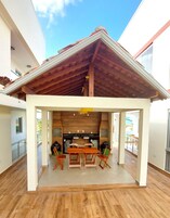 Apartamento básico, vistas a la playa | 2 dormitorios y wifi gratis