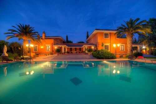 Villa 'Dependance' avec piscine partagée, Wi-Fi et climatisation