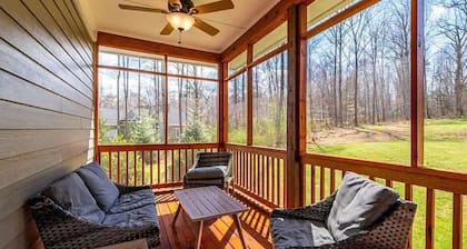 6-bedroom house in Nellysford with WiFi AC Skiing Tubing and Golf
