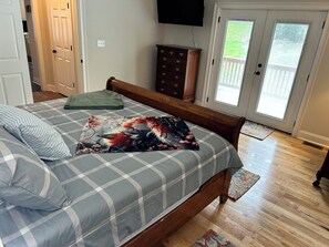 6 chambres, fer et planche à repasser, Wi-Fi, draps fournis