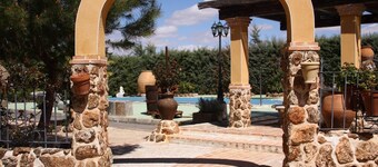 Rural House 'El Patas' with Mountain Views, Wi-Fi and Air Conditioning