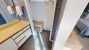 2 bedrooms, iron/ironing board, WiFi, bed sheets - River Creek Golf Condo | Your Ultimate NC Escape! | RC 303 (Sunset Beach)