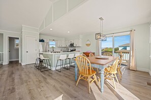 Dining - White Horses: Private Pool, Hot Tub, Dog-friendly, 675 Ft to Beach (Corolla)