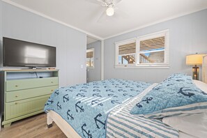 5 bedrooms, iron/ironing board, free WiFi, bed sheets