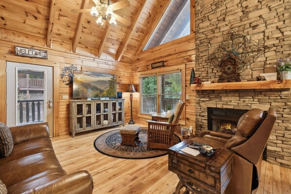 Smart-TV, Kamin, Tischfußball