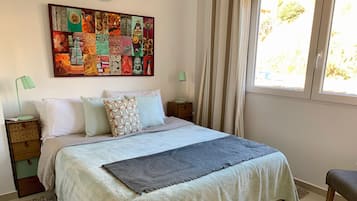 3 habitaciones, tabla de planchar con plancha y wifi gratis