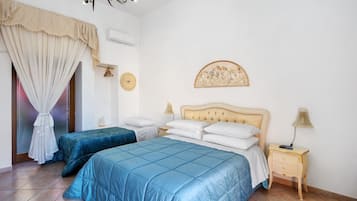 1 dormitorio, tabla de planchar con plancha, wifi gratis y ropa de cama