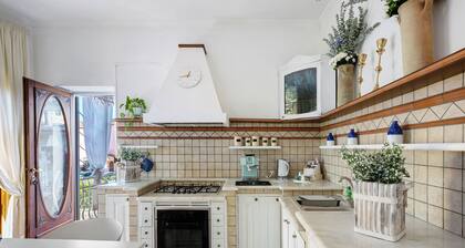 Appartement 'Tonia' avec vue sur la mer, terrasse privée et Wi-Fi