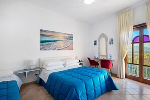 1 slaapkamer, een strijkplank/strijkijzer, gratis wifi, beddengoed