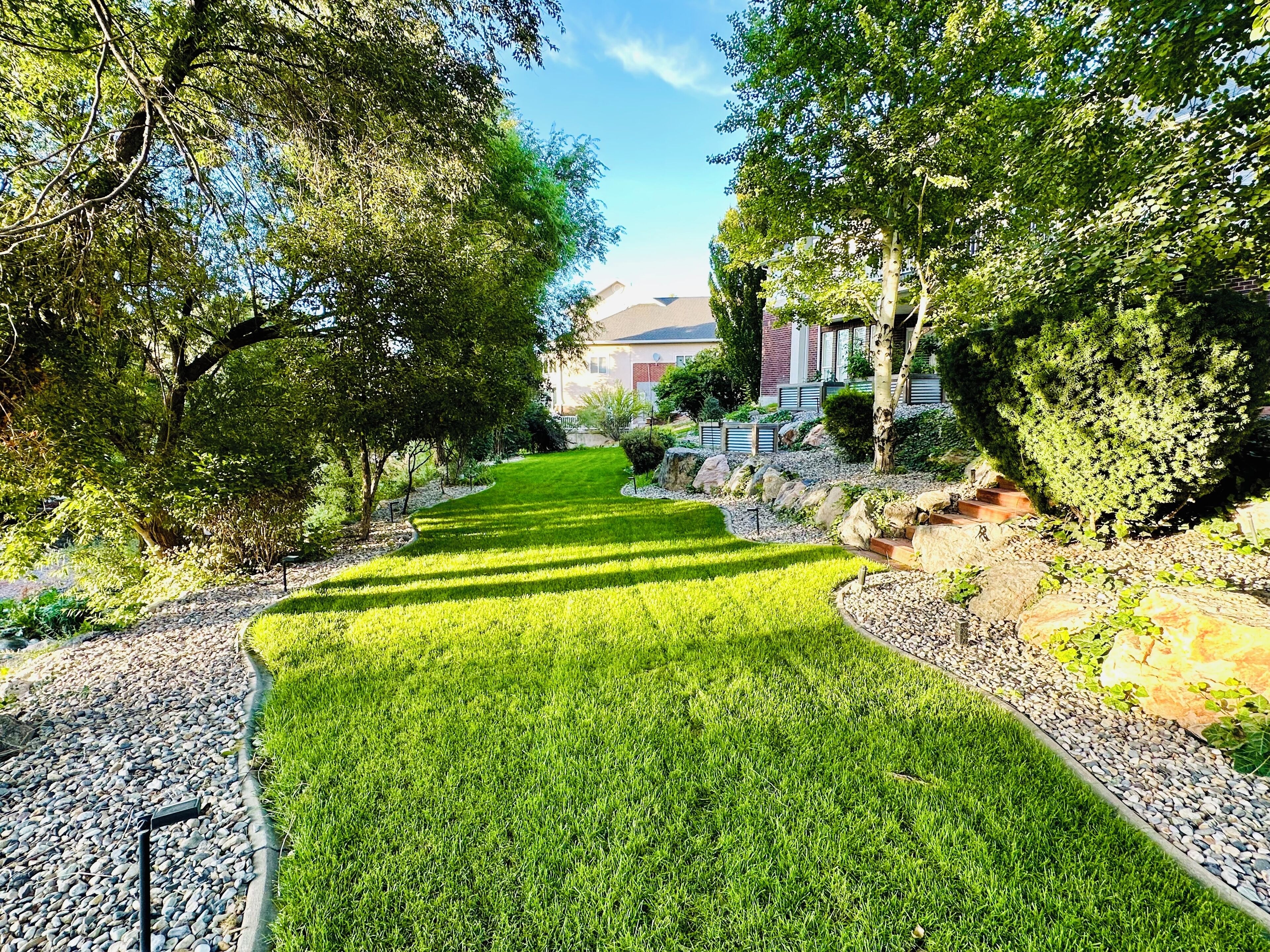 المنطقة المحيطة بالمنشأة