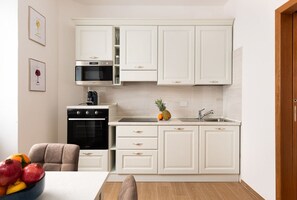 Private kitchen - Idyllia | Magnificent central apartment (Roma)