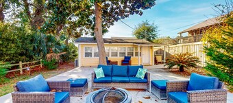 10 BDR dog-friendly house with cottage, close to beach & golf nearby