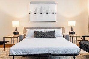 2 chambres, fer et planche à repasser, lit parapluie, Wi-Fi gratuit