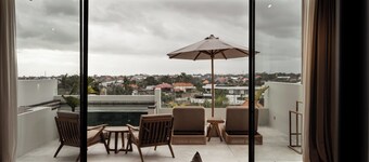 Sore Escape Tumbak Bayuh by Betterplace