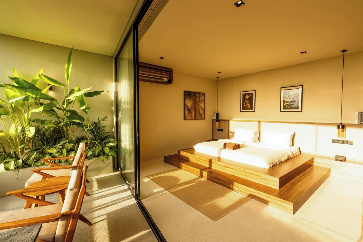 Penthouse | 2 bedrooms, individually decorated, individually furnished