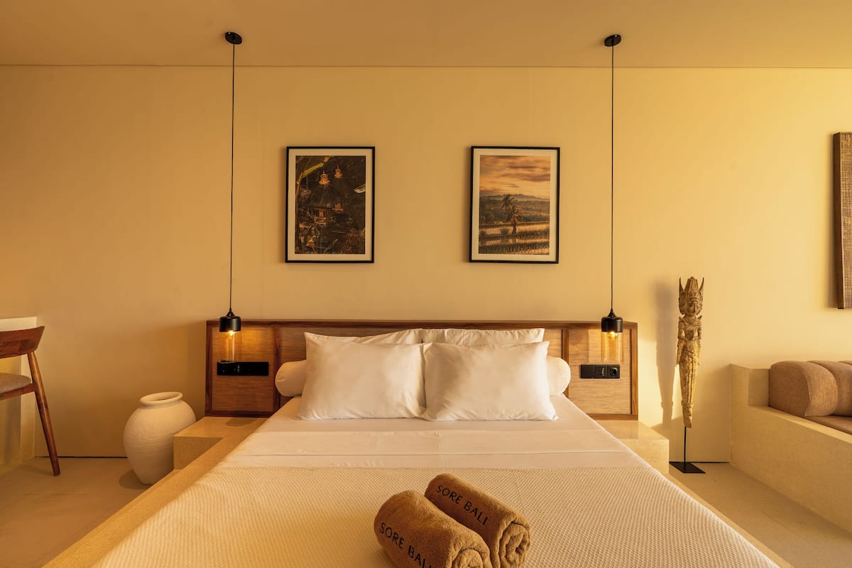 One Bedroom Deluxe | Individually decorated, individually furnished, laptop workspace