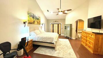 5 Schlafzimmer, Bügeleisen/Bügelbrett, Reisekinderbett, kostenloses WLAN