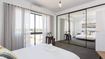 3 chambres, fer et planche Ă repasser, Wi-Fi gratuit, draps fournis