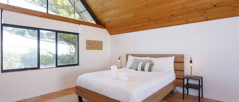 3 soverom, strykejern/-brett, wi-fi (inkludert) og sengetøy