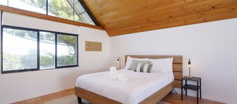 Terrace Heaven – Luxe Retreat in Fremantle