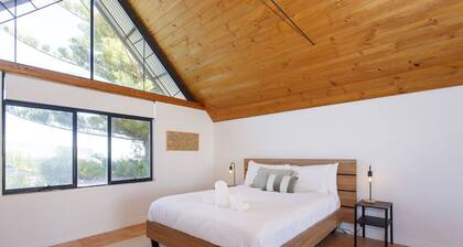 Terrace Heaven â Luxe Retreat in Fremantle