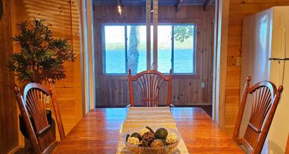 The Water's Edge | Peaceful Lakeside Cabin