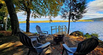 The Water's Edge | Peaceful Lakeside Cabin