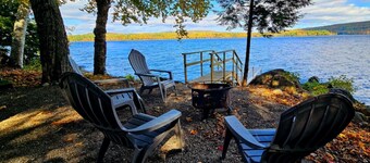 The Water's Edge | Peaceful Lakeside Cabin