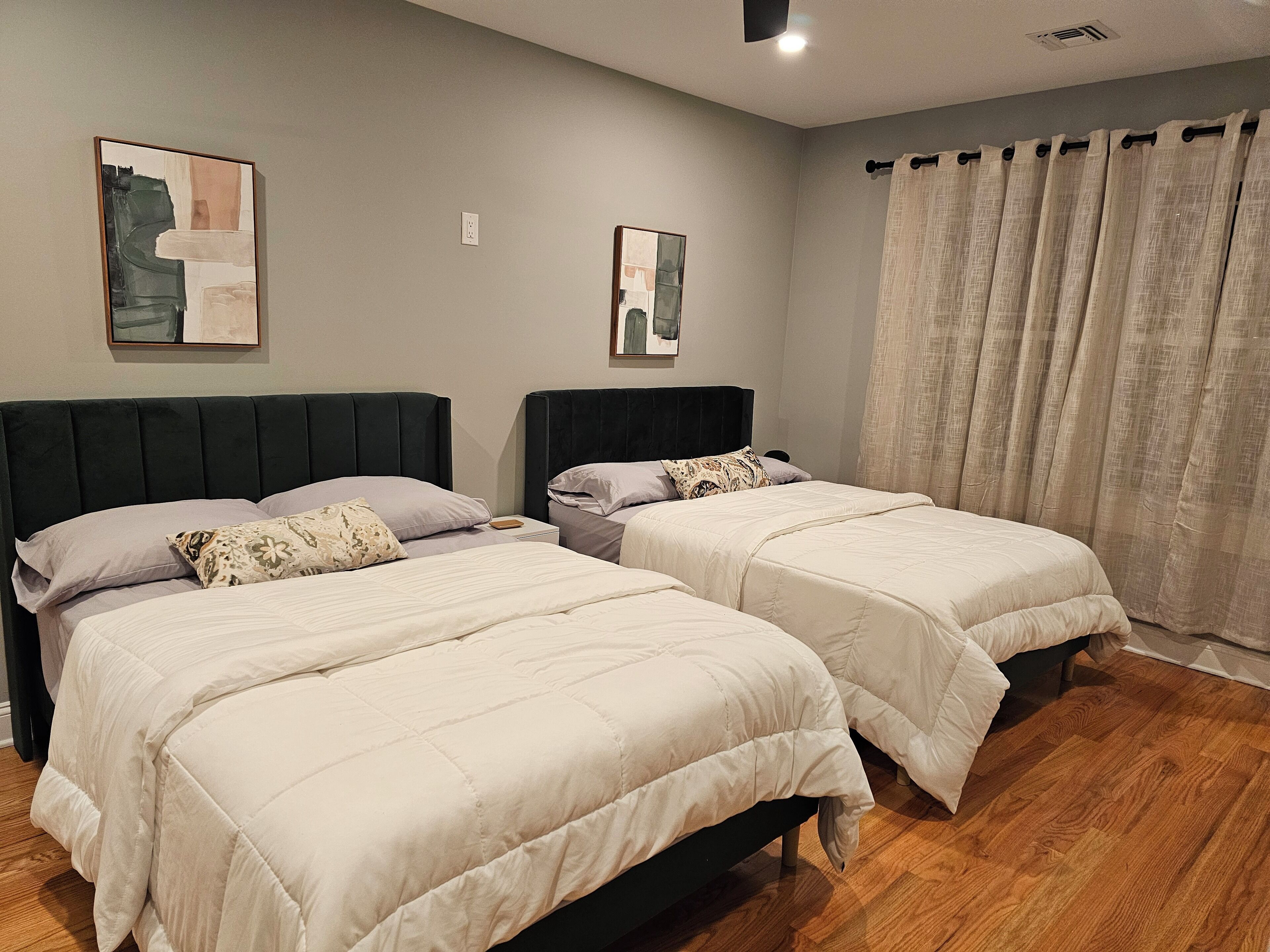 3 bedrooms, iron/ironing board, free WiFi, bed sheets