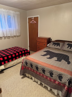3 bedrooms, free WiFi, bed sheets