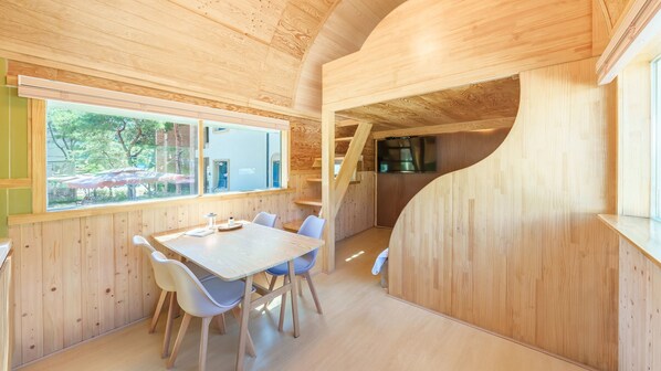 Basic Room, 1 Bedroom (Grand Carriage(Pet Friendly/BBQ)) - Gapyeong Mungkeul House Pension (Gapyeong)