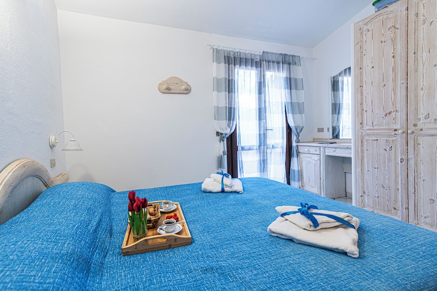 Sandy Bear Guesthouse, Palau, Italy - Palau
