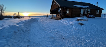 The Cokeville Cabin & Ranch - 100 Acres of Solitude