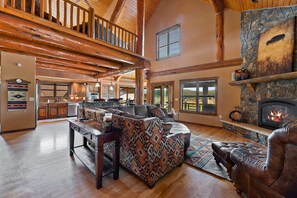 TV, fireplace, DVD player - Gorgeous lodge with mountain views, fireplace, game room, hot tub & grill (Sturgis)