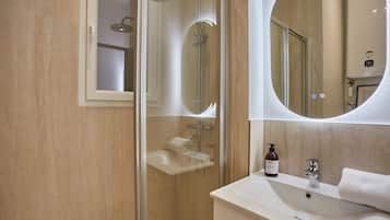 Apartamento | Banheiro | Secador de cabelo