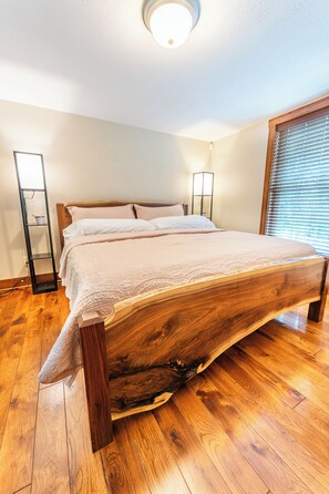 3 chambres, fer et planche Ă repasser, Wi-Fi gratuit, draps fournis