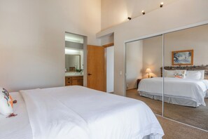 2 habitaciones, tabla de planchar con plancha y wifi gratis 
